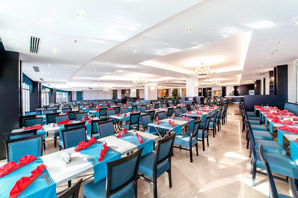 Aquasis De Luxe Resort & Spa