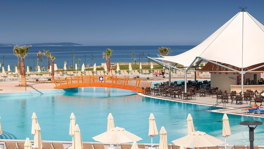 Aquasis De Luxe Resort & Spa