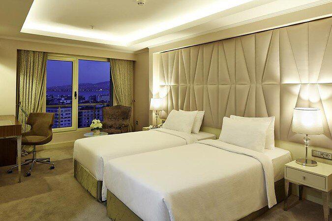 DoubleTree by Hilton Hotel İzmir Alsancak