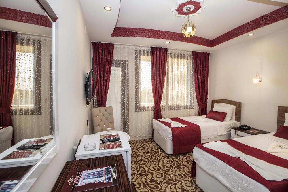 Zeyn Hotel