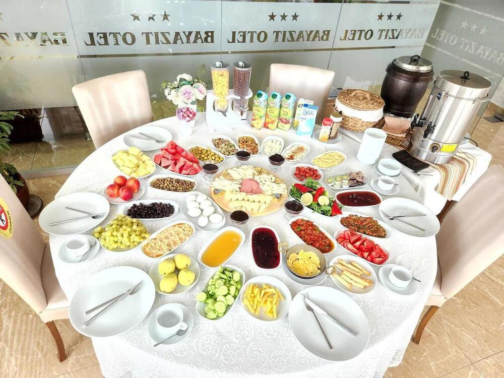 Bayazit Hotel