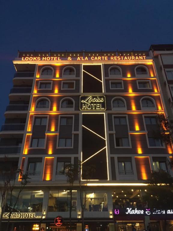 Looks Hotel