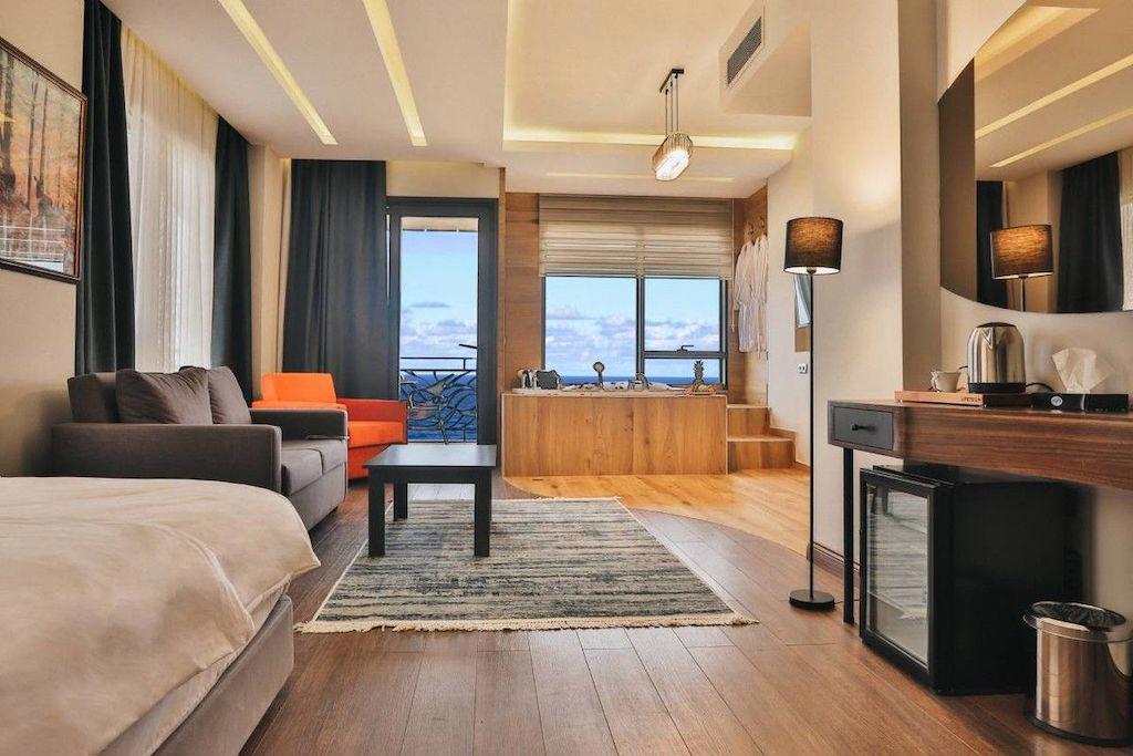 Peerless Villas Hotel