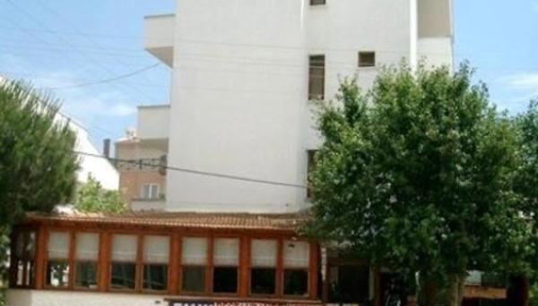 Emin Apart Hotel