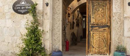 Cave Art Hotel