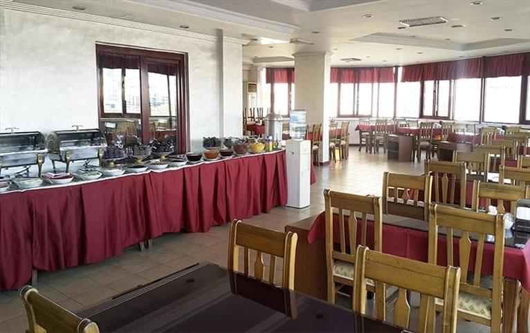Nil Hotel