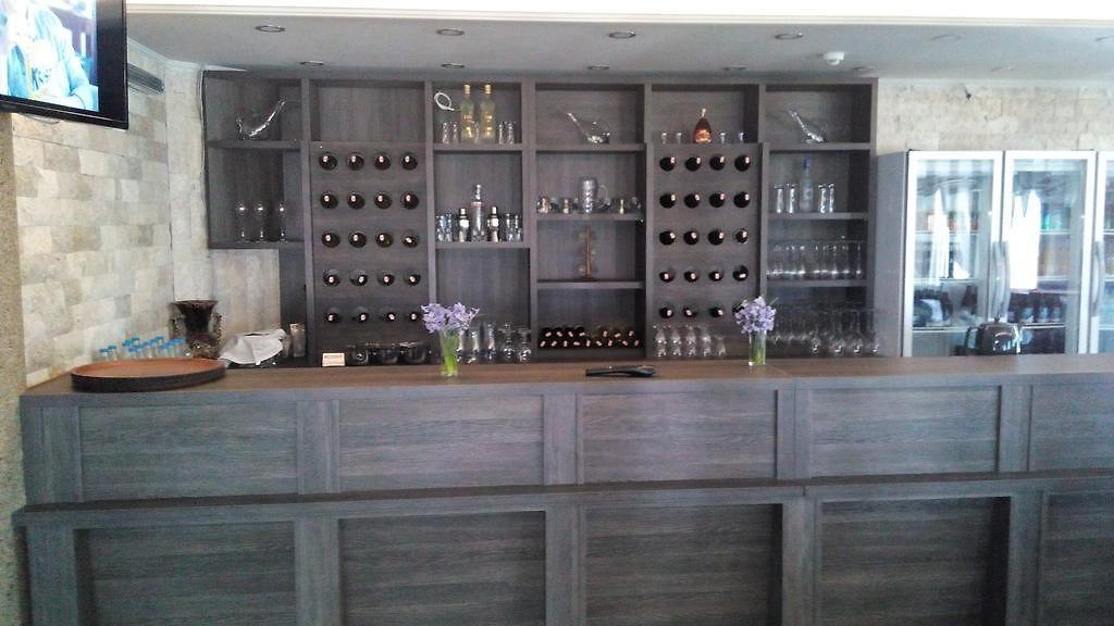 Rey Manes Hotel
