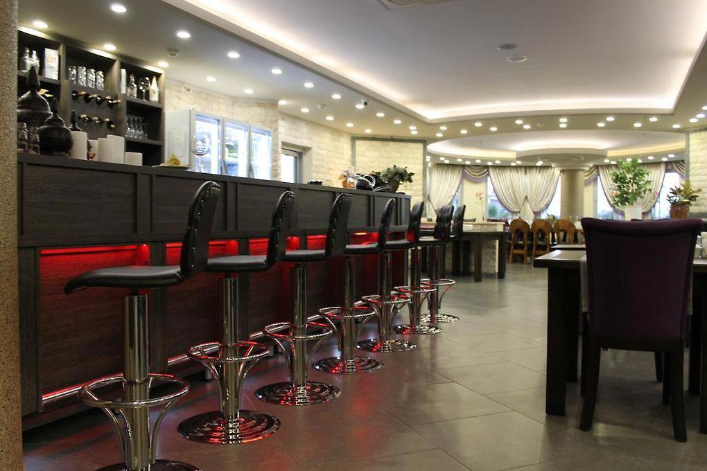 Rey Manes Hotel
