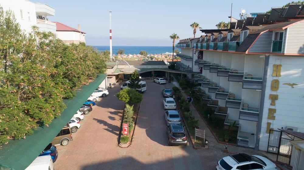 Ünlüselek Hotel