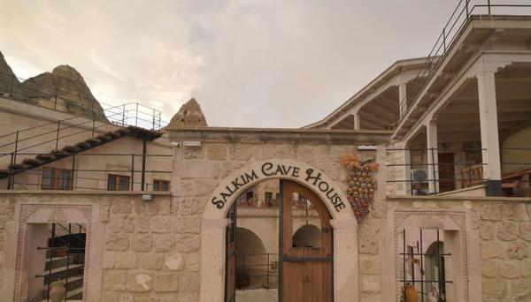 Salkım Cave House