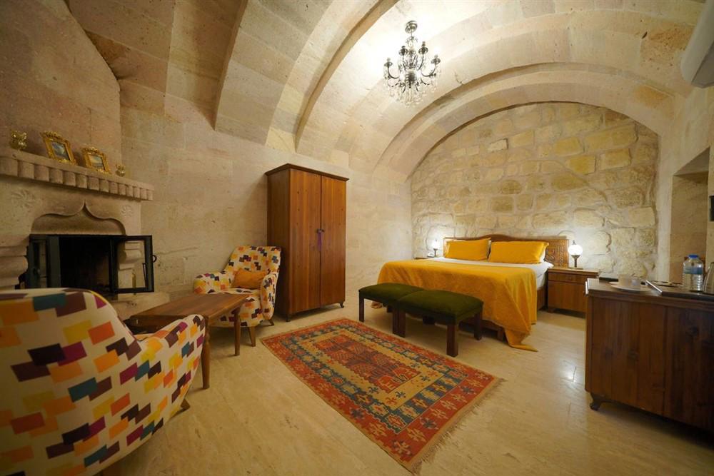 Salkım Cave House