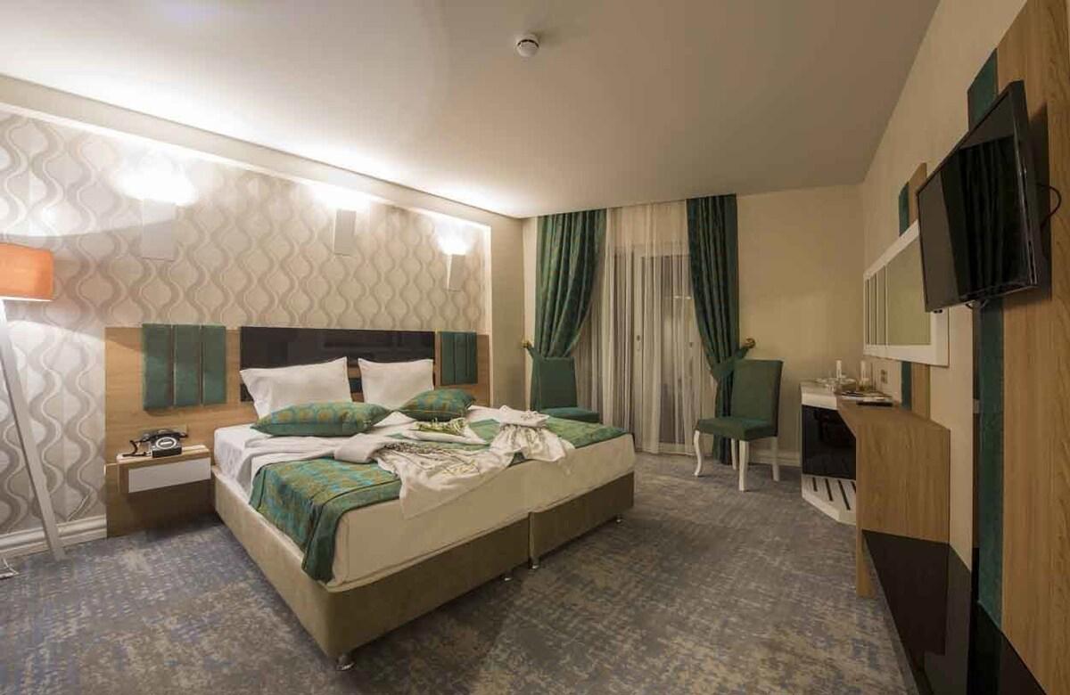 Grand Vav Hotel
