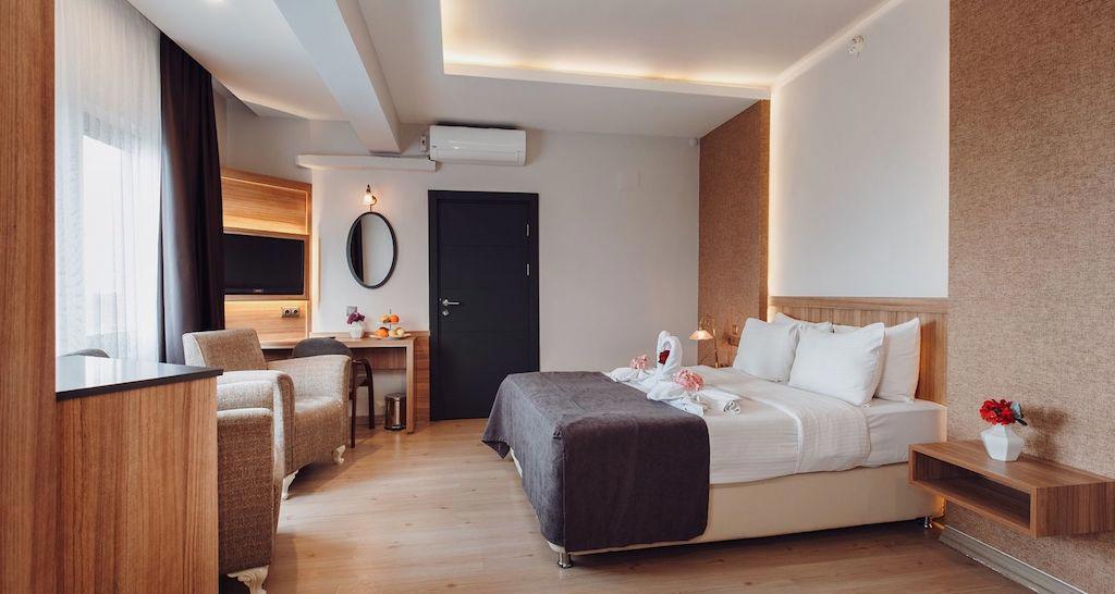 Aksular Hotel