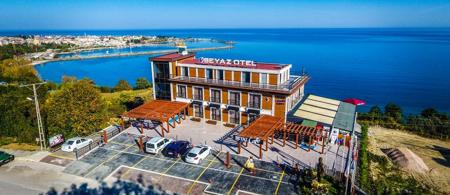 Beyaz Otel
