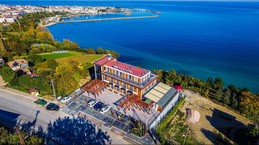 Beyaz Otel