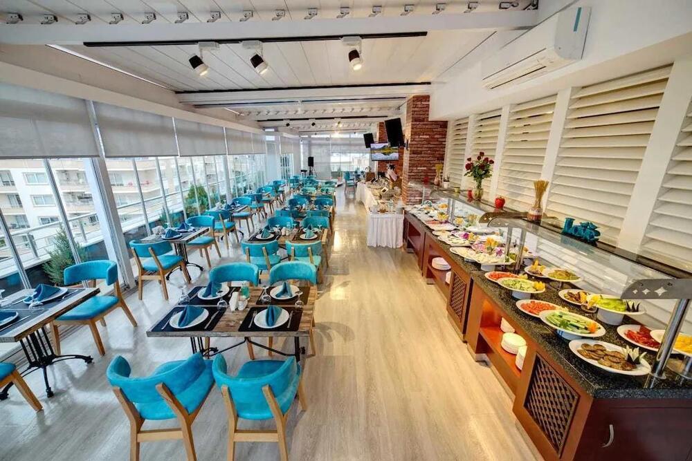 Forum Suite Hotel