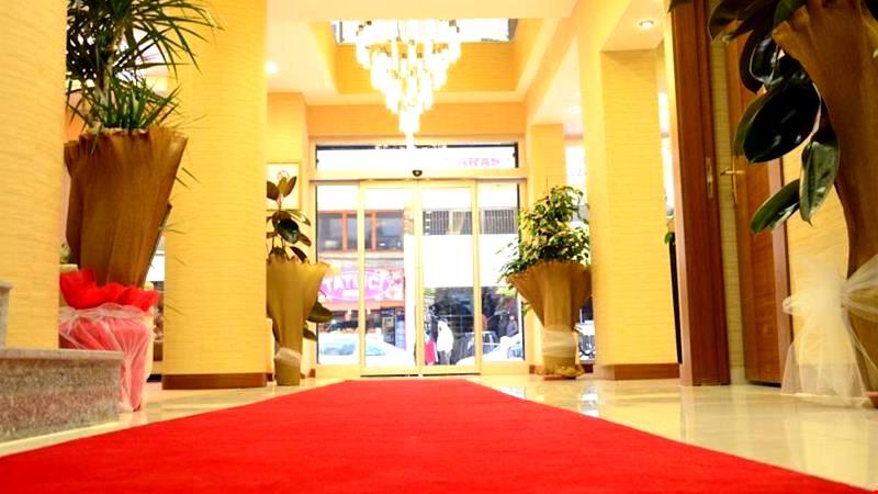 Hotel Alcazar