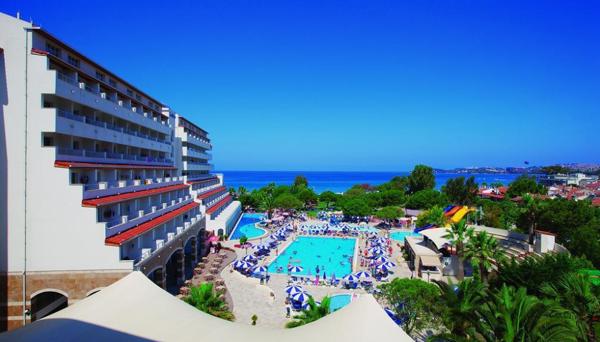 Batıhan Beach Resort & Spa