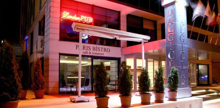 Dalgıçlar Otel