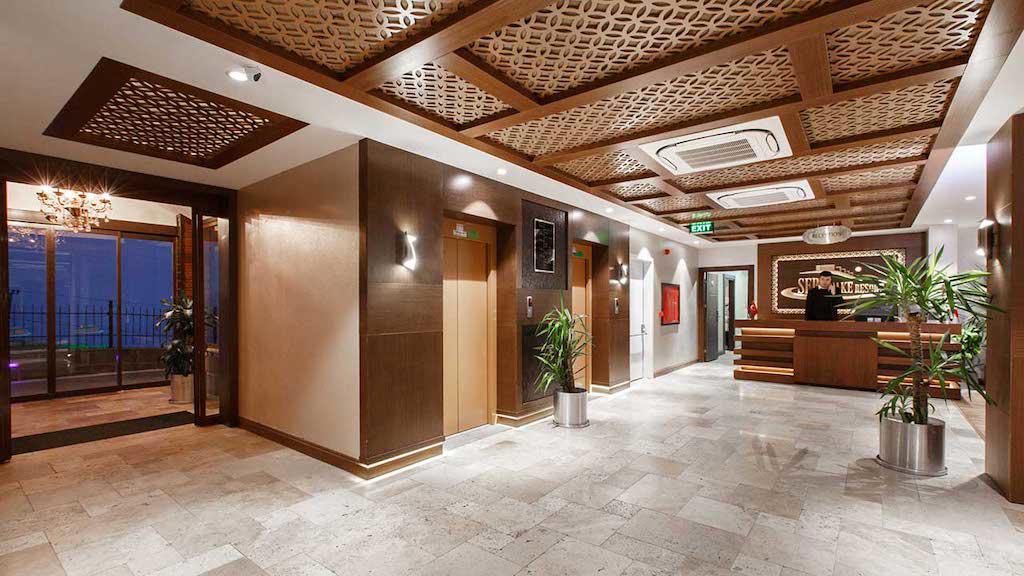 Sera Lake Resort Hotel Spa & Aparts