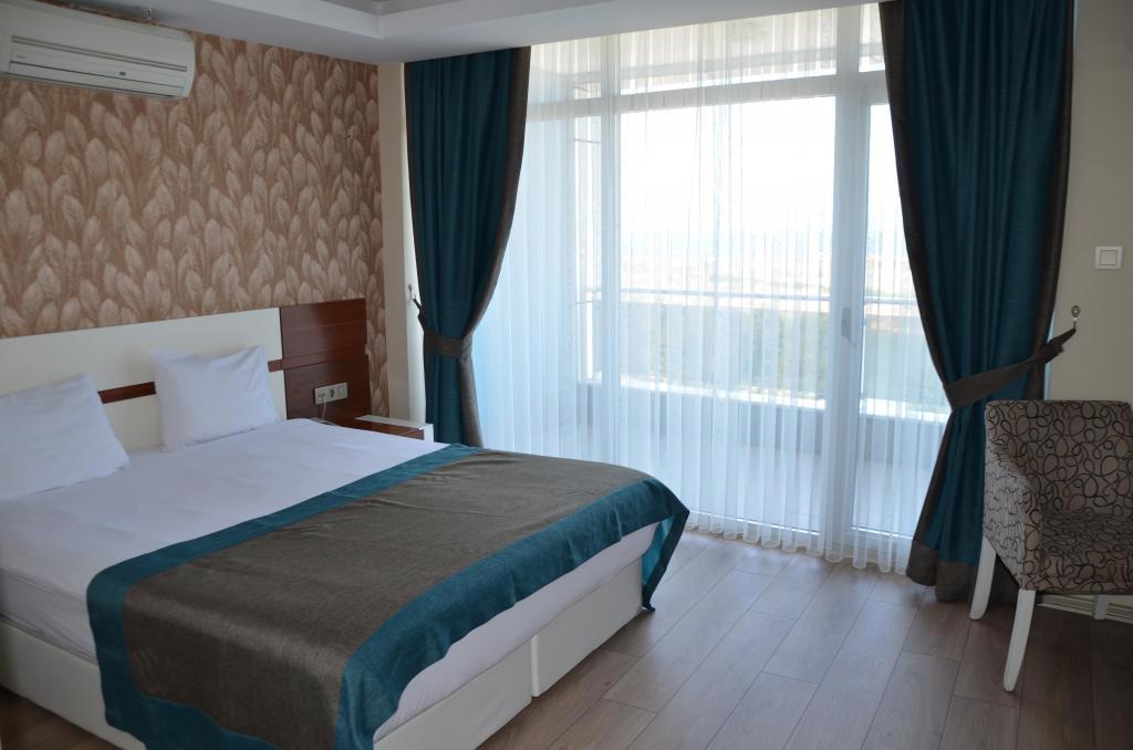Grand Ahos Hotel & Spa