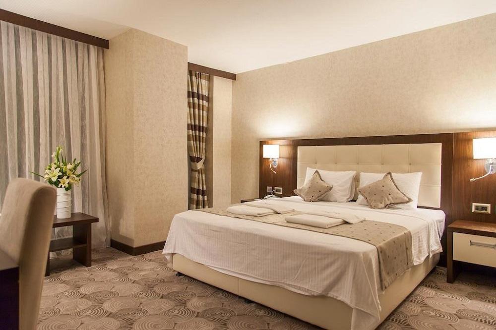 Barden Hotel
