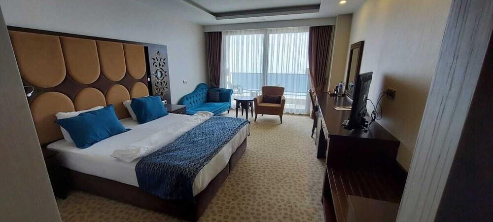 Liparis Resort Hotel & Spa