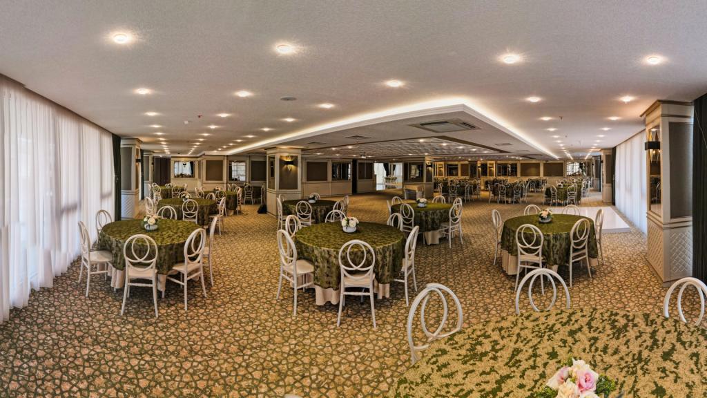 Nenessa Hotel