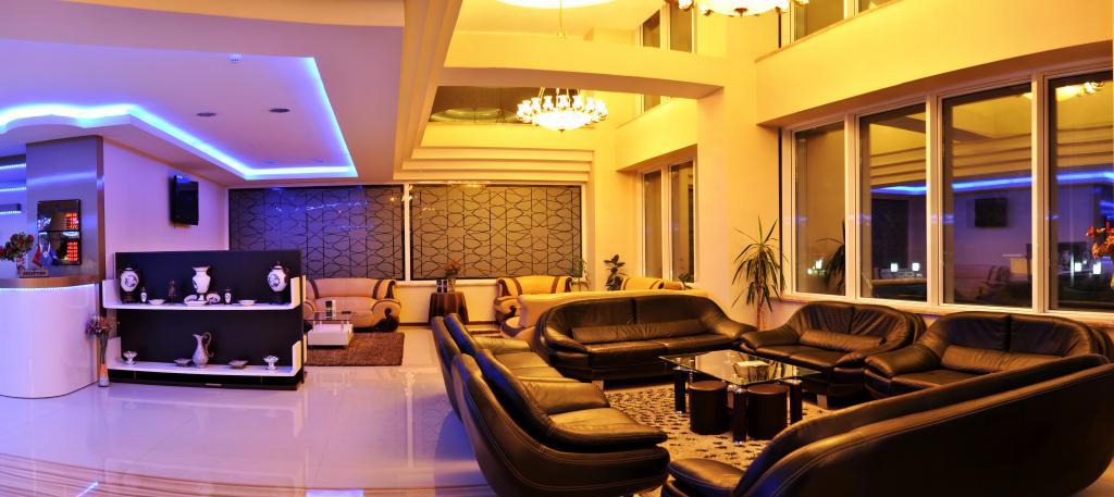 Demosan Hotel
