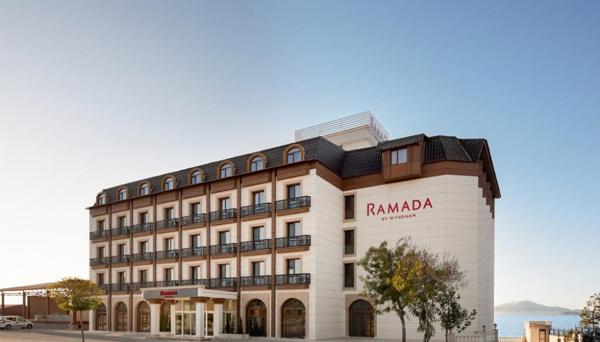 Ramada By Wyndham Van