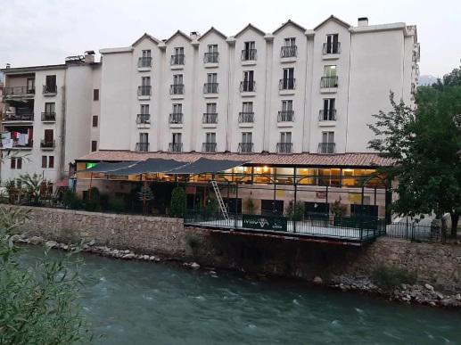 Mirava River Suites Hotel