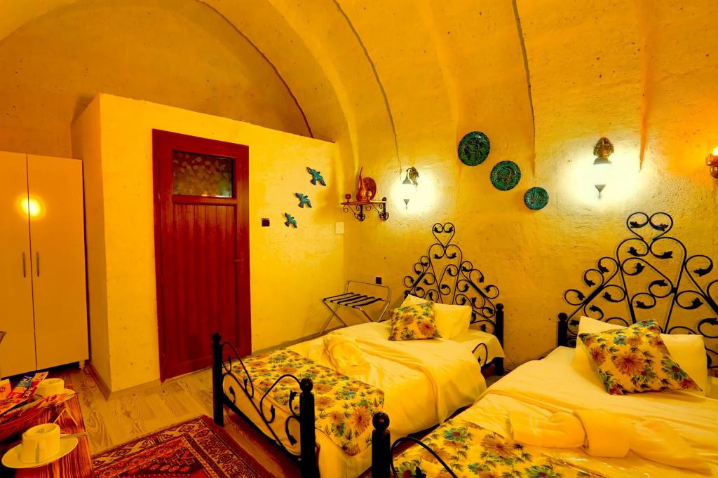 Saklı Cave House