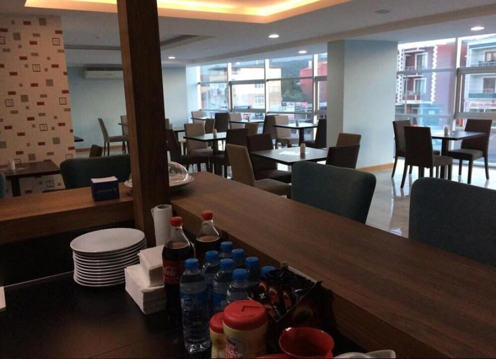 Helenapolis Hotel