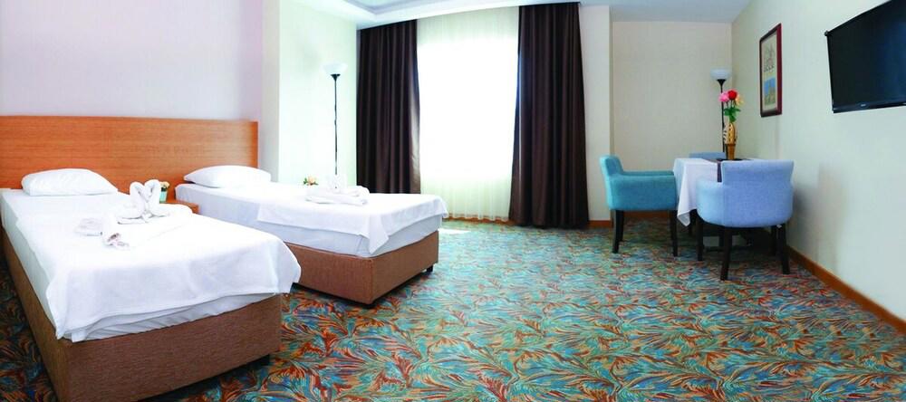 Helenapolis Hotel