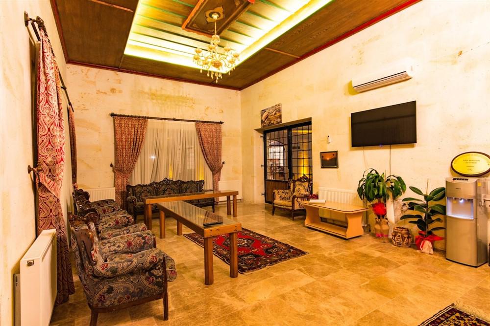 Empire Cave Hotel