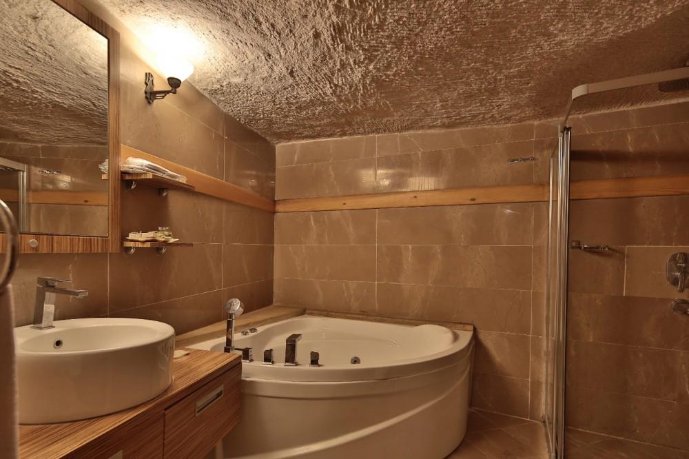 La Casa Cave