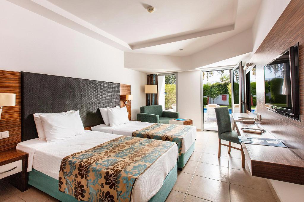 Palm Wings Beach Resort Kuşadası