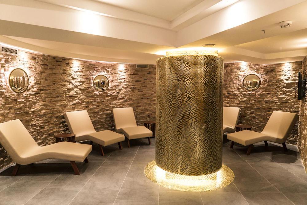 Mirart Hotel Boutique And Spa
