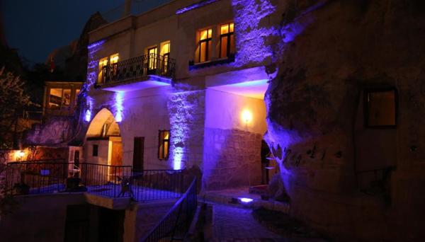 Unicorn Cave Hotel