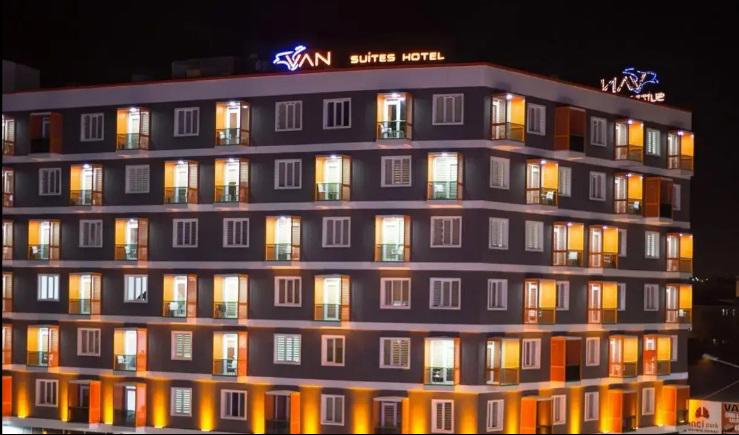 Van Suites Hotel