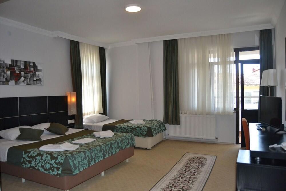 Grand Krone Hotel