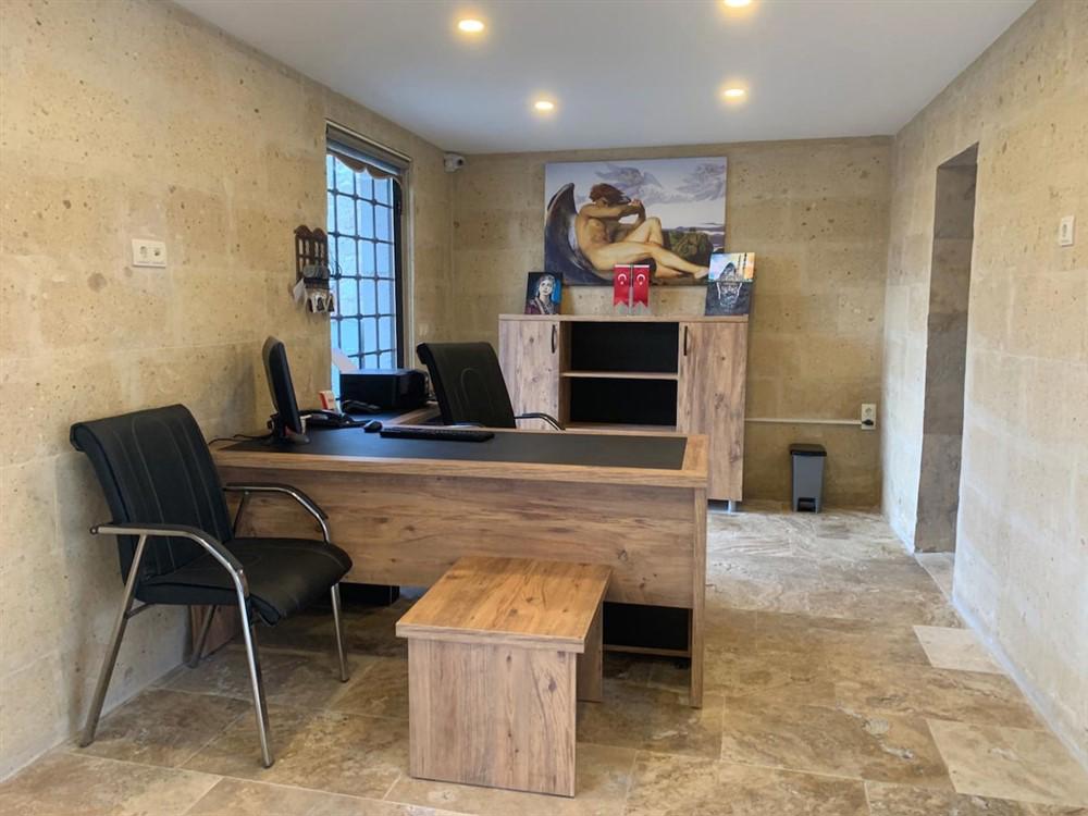 Kayra Cave Suites