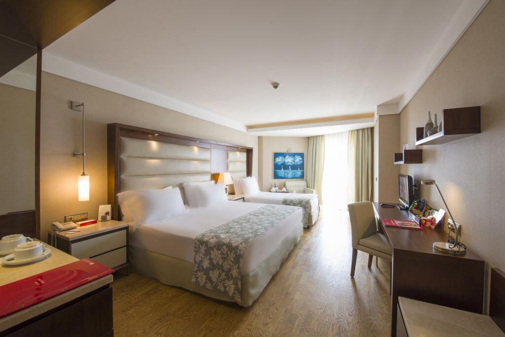 Ramada Plaza By Wyndham Antalya