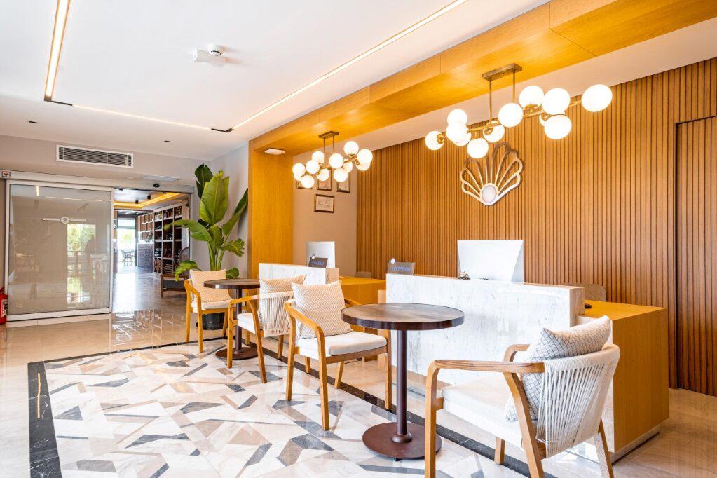 Pearly Hotel