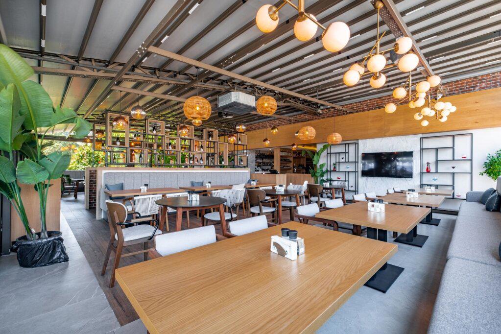 Pearly Hotel