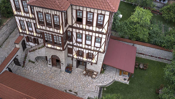 Karaüzümler Konağı