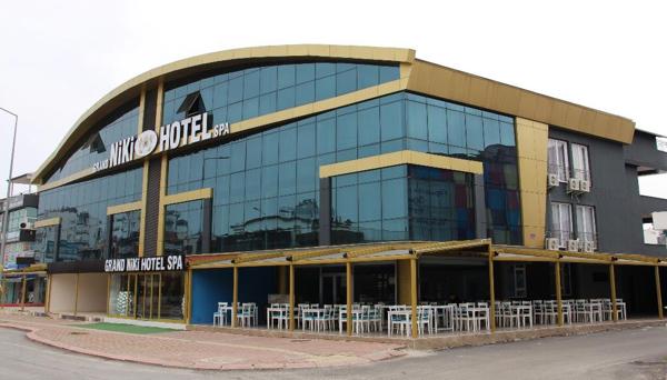 Grand Niki Hotel & Spa