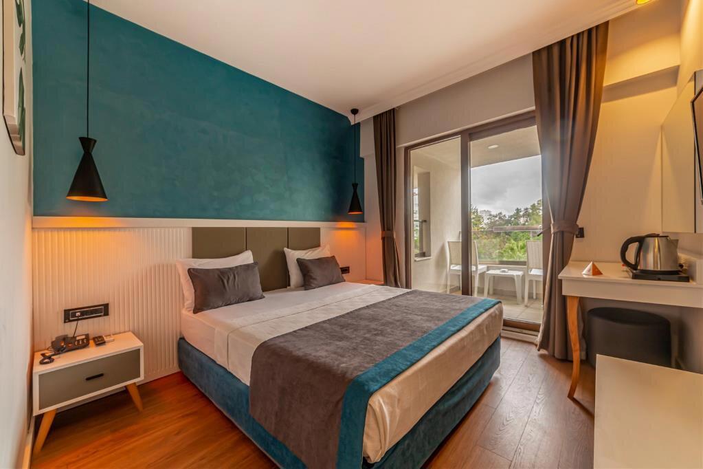 Tema 242 Hotel