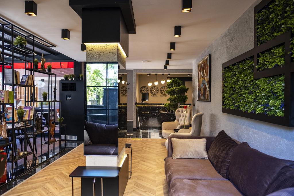 Mielo Lara Hotel