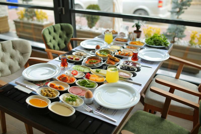 Kahra Otel